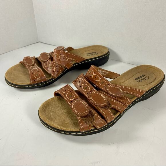 Clark’s brown leather strappy sandals comfort shoe adjustable arch support - Picture 1 of 11